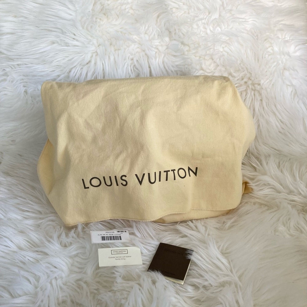✨💗Louis Vuitton💗✨ Vernis Alma PM Rose Litchi MINT CONDITION - Picture 17 of 17
